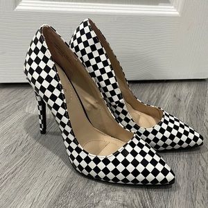 Checkered pointed toe heels